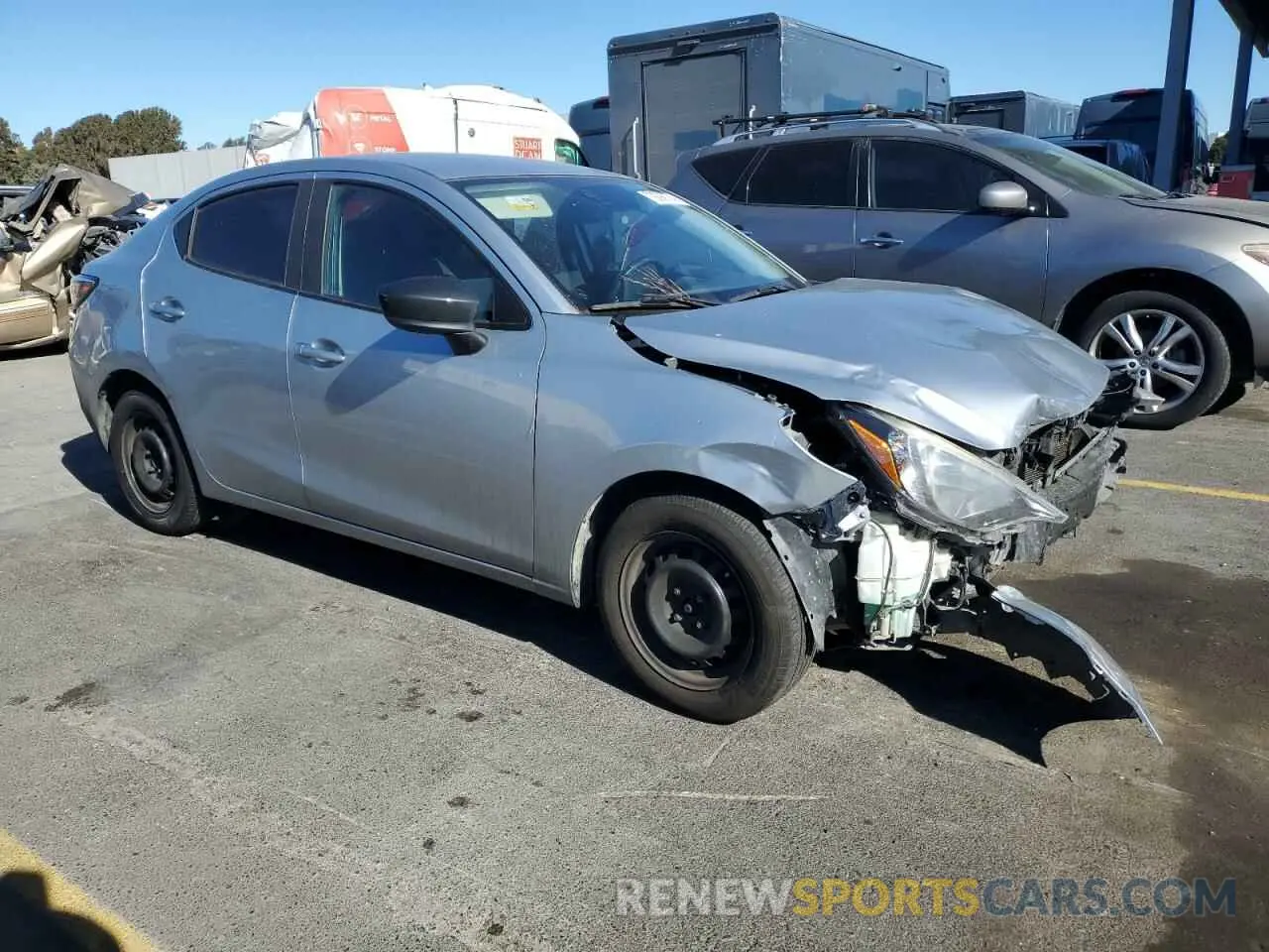 4 Photograph of a damaged car 3MYDLBYV7KY508173 TOYOTA YARIS 2019