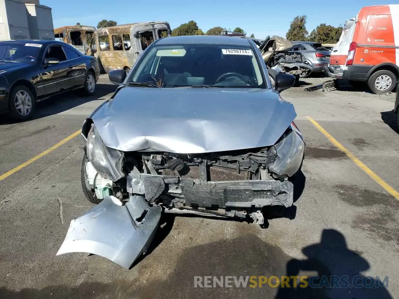 5 Photograph of a damaged car 3MYDLBYV7KY508173 TOYOTA YARIS 2019