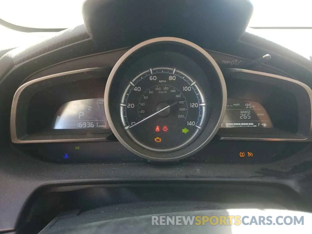 9 Photograph of a damaged car 3MYDLBYV7KY508173 TOYOTA YARIS 2019