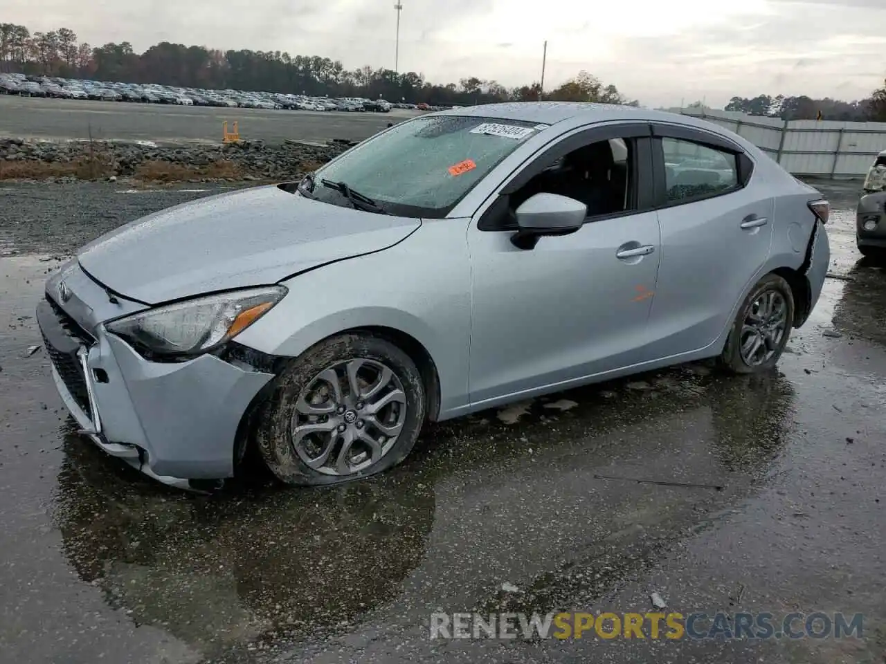 1 Photograph of a damaged car 3MYDLBYV7KY516998 TOYOTA YARIS 2019