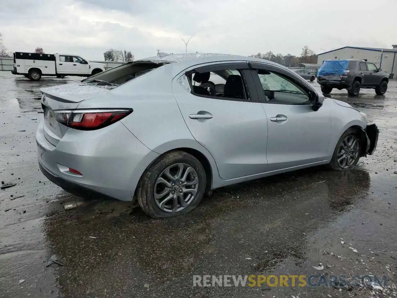 3 Photograph of a damaged car 3MYDLBYV7KY516998 TOYOTA YARIS 2019