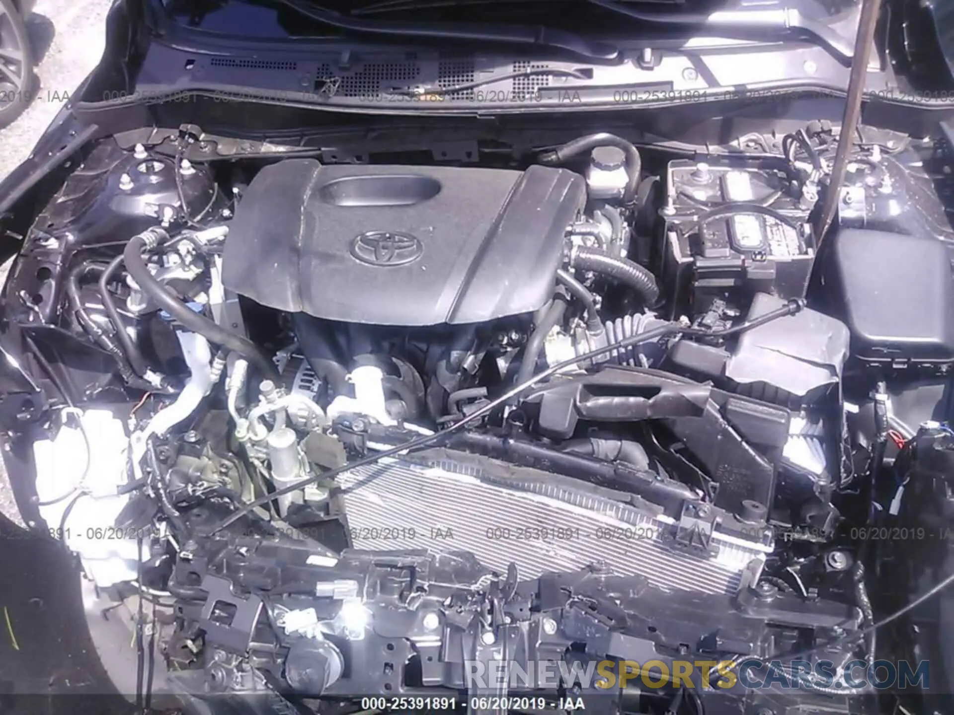 10 Photograph of a damaged car 3MYDLBYV7KY519870 TOYOTA YARIS 2019