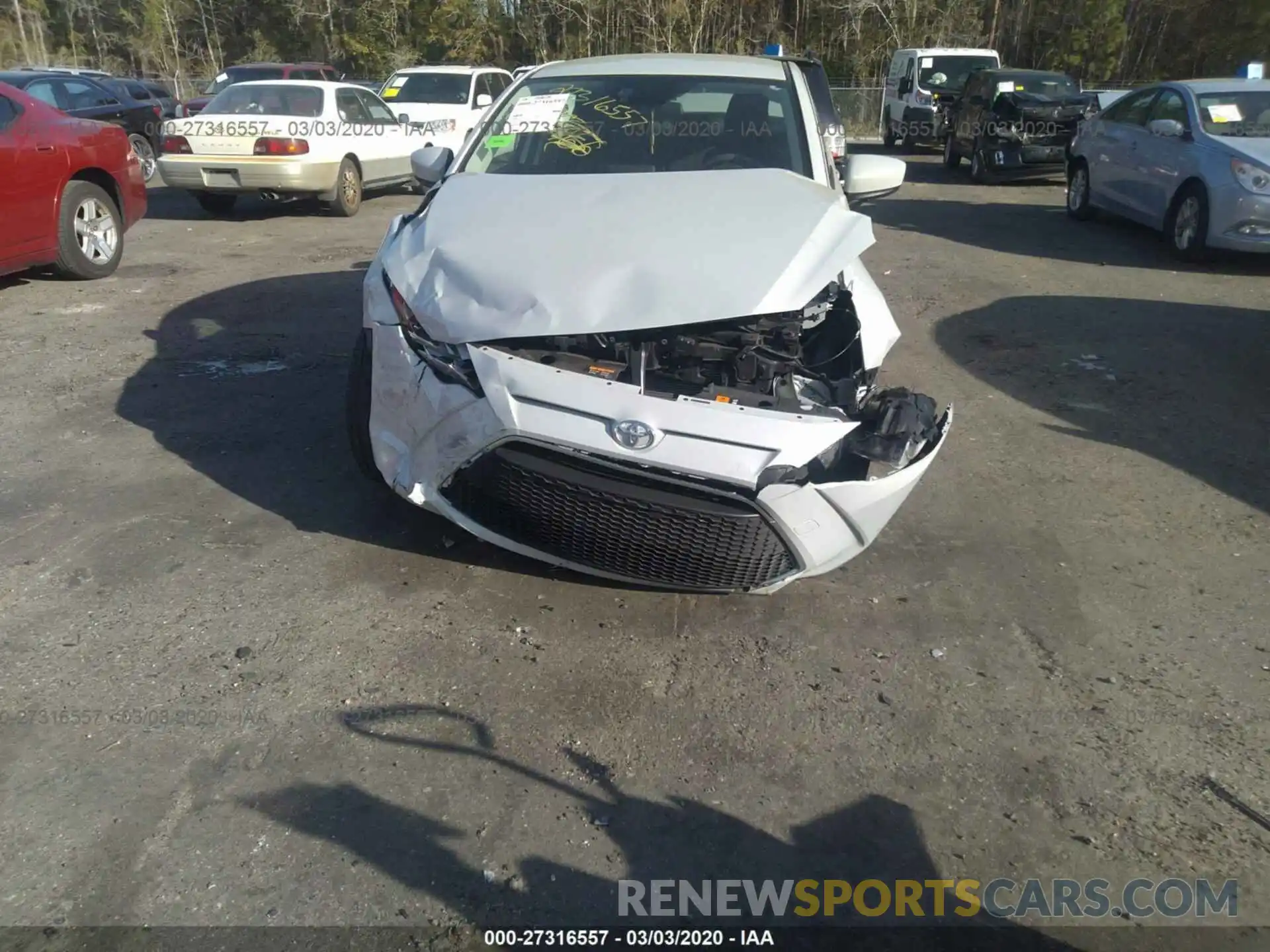 6 Photograph of a damaged car 3MYDLBYV7KY520405 TOYOTA YARIS 2019