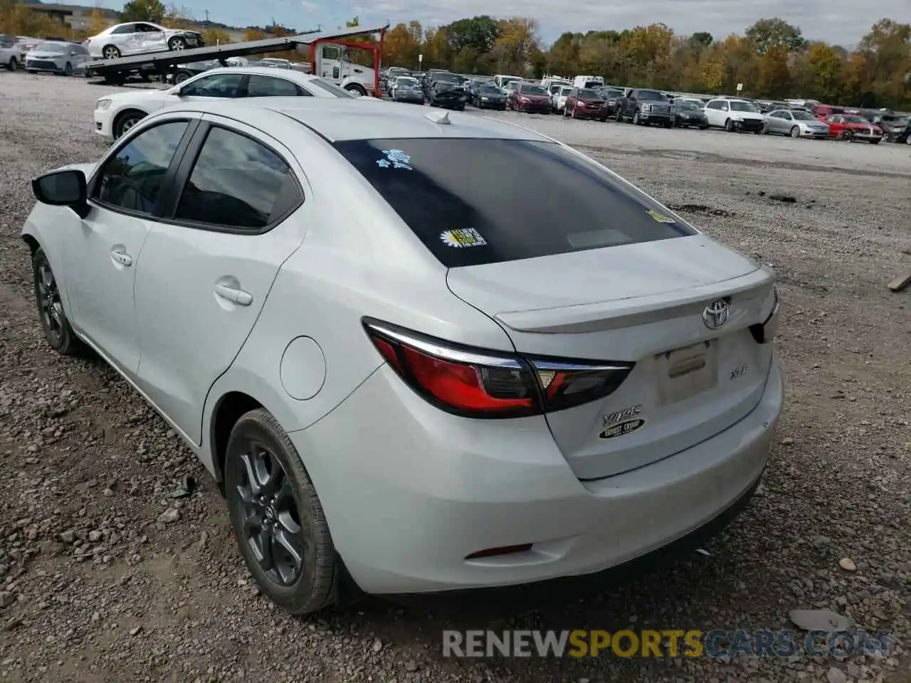 3 Photograph of a damaged car 3MYDLBYV8KY506531 TOYOTA YARIS 2019