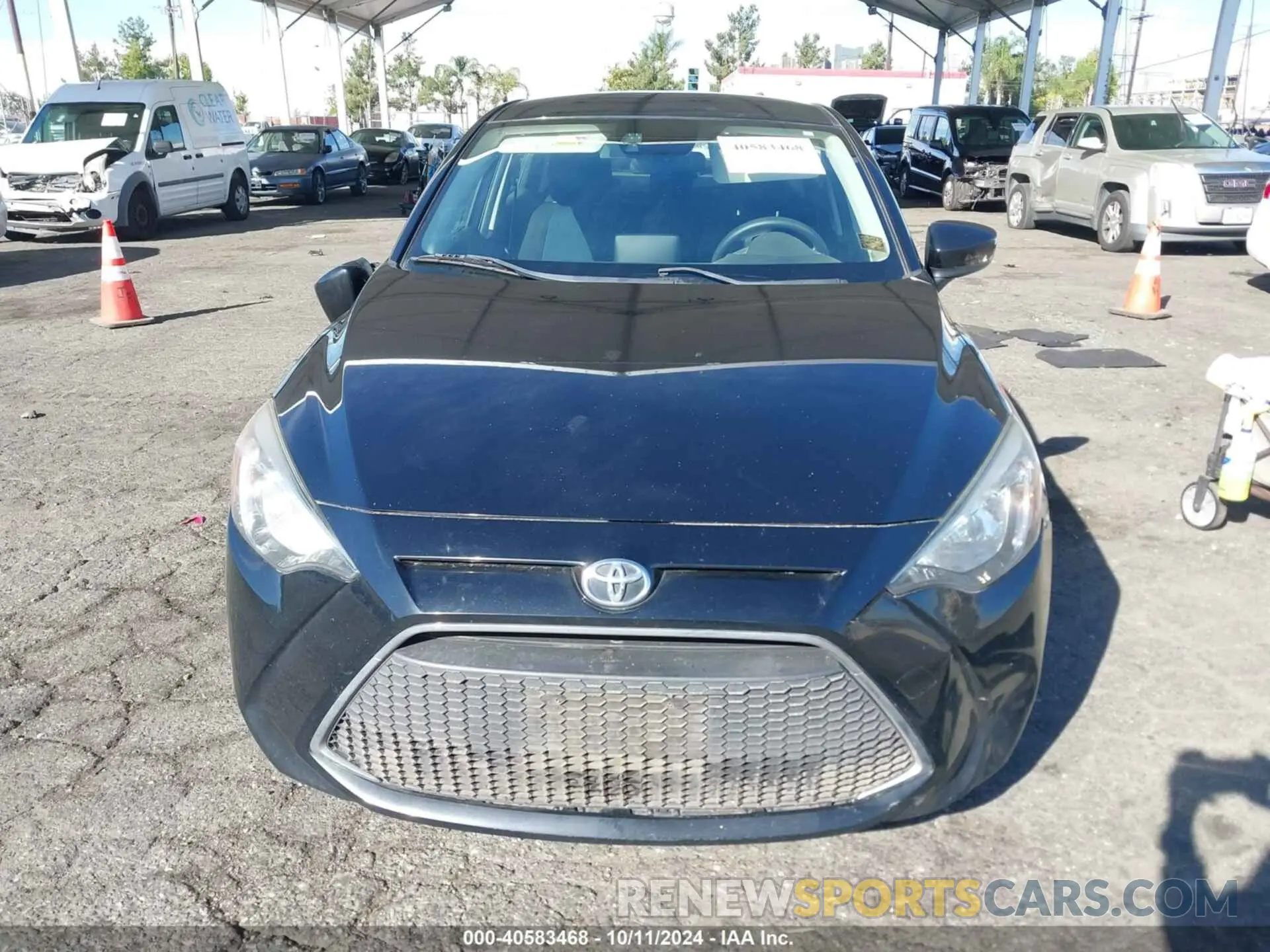 12 Photograph of a damaged car 3MYDLBYV8KY517822 TOYOTA YARIS 2019