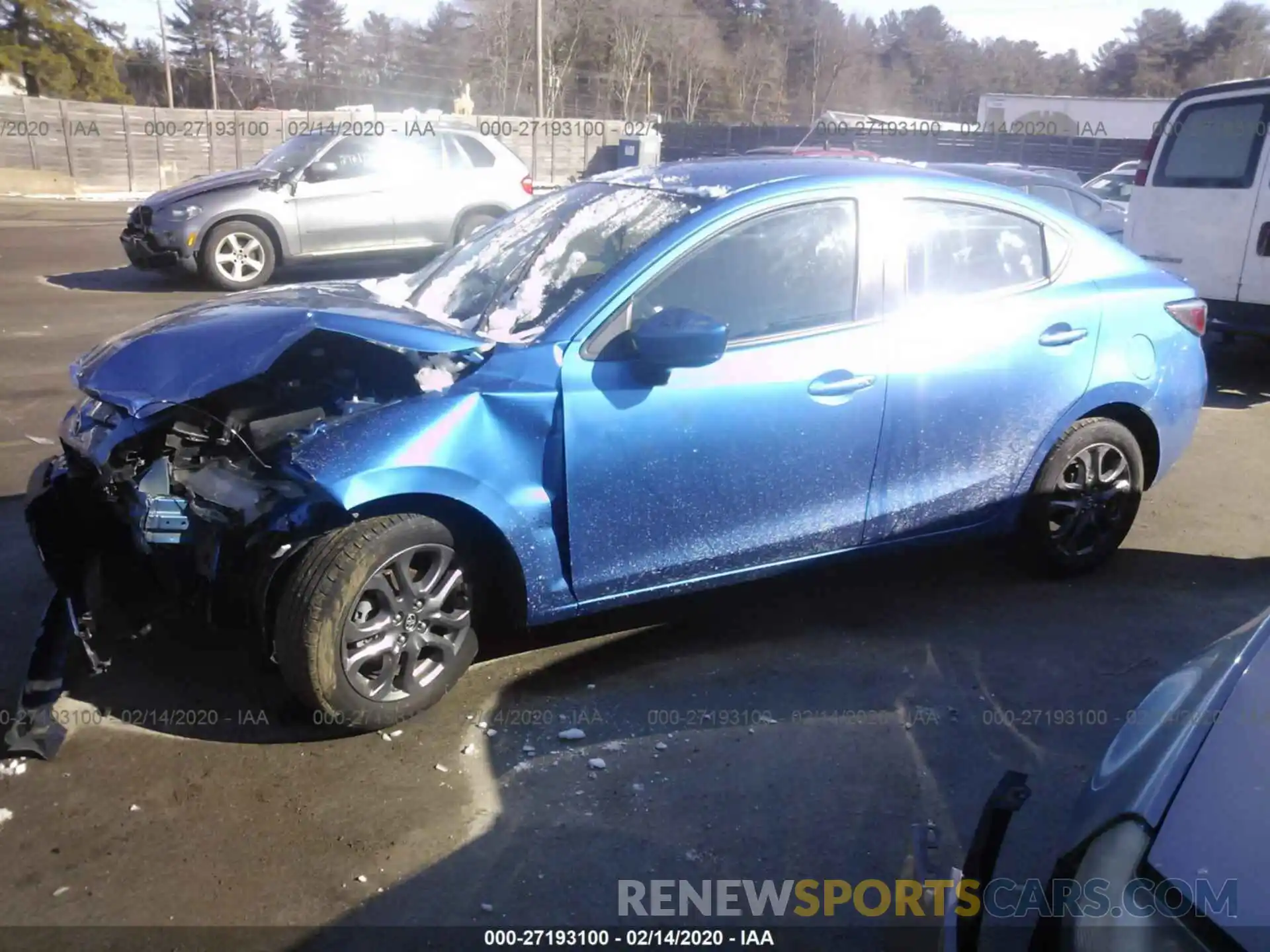 2 Photograph of a damaged car 3MYDLBYV8KY526861 TOYOTA YARIS 2019