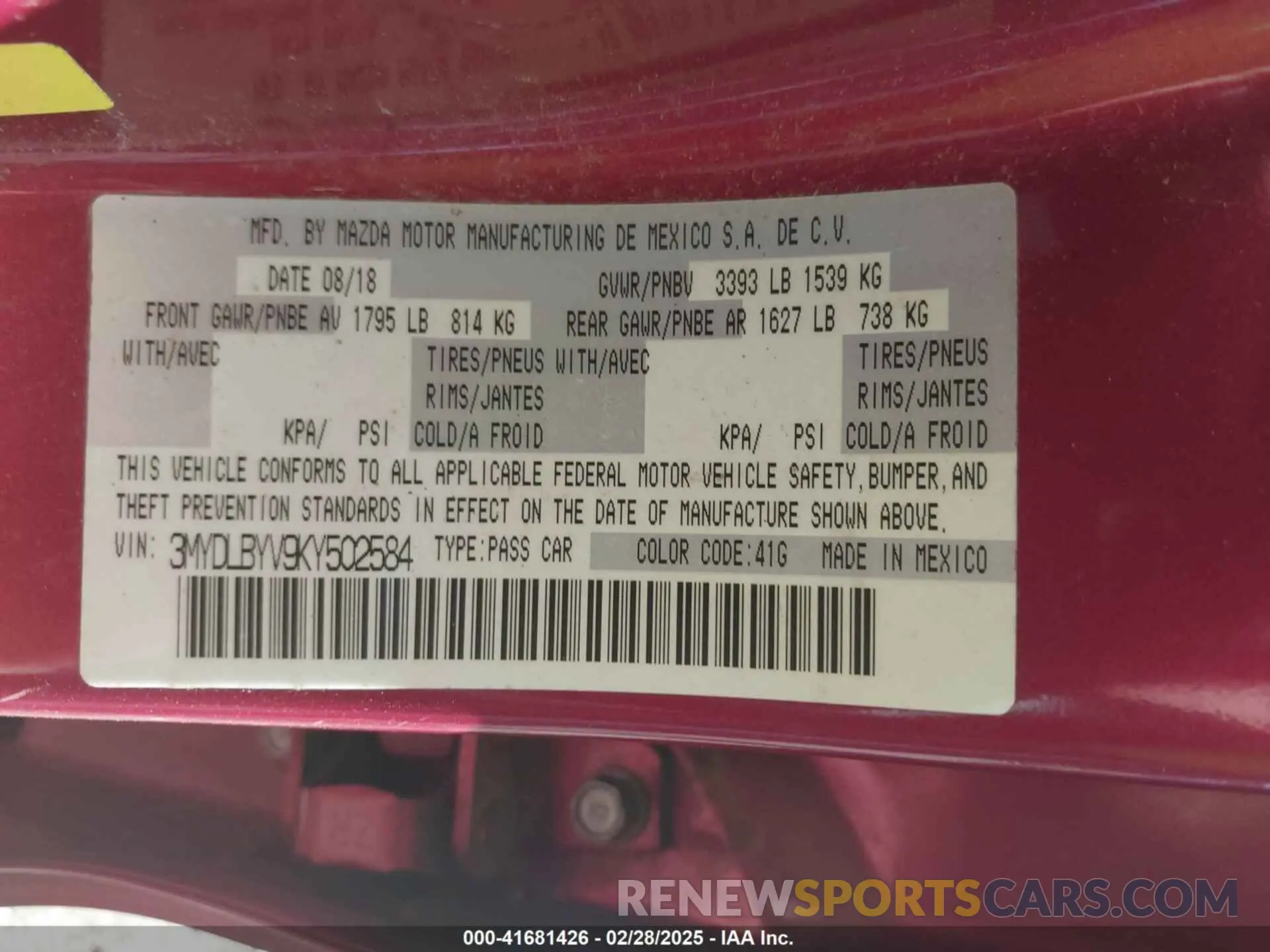 9 Photograph of a damaged car 3MYDLBYV9KY502584 TOYOTA YARIS 2019