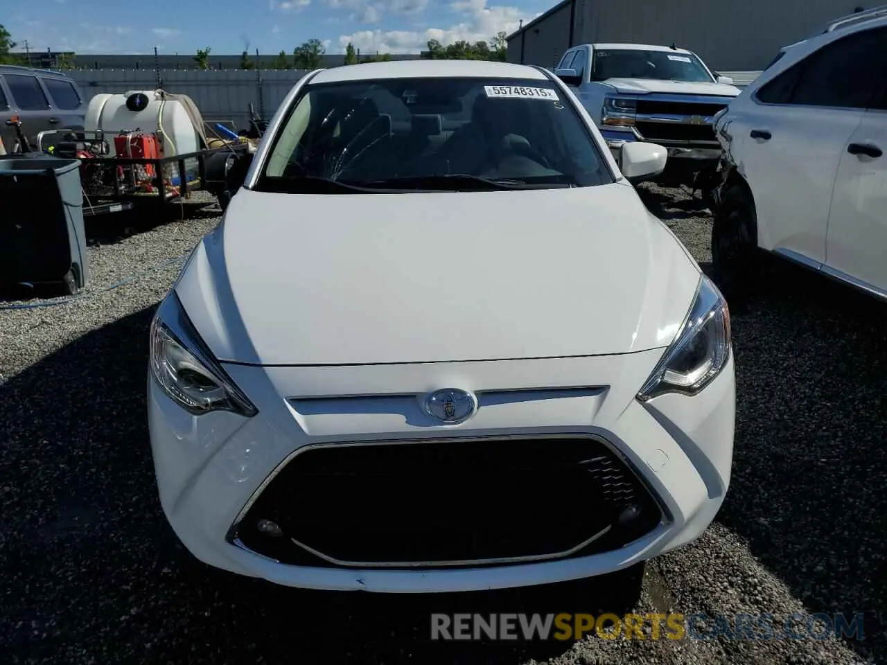 5 Photograph of a damaged car 3MYDLBYV9KY504237 TOYOTA YARIS 2019