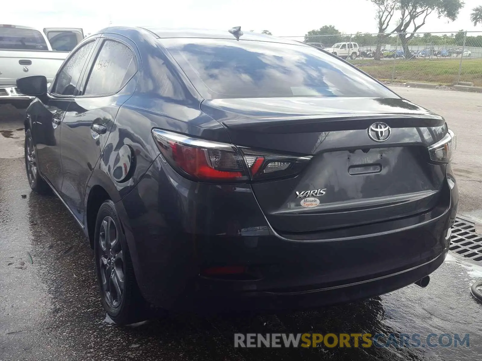 3 Photograph of a damaged car 3MYDLBYV9KY505825 TOYOTA YARIS 2019