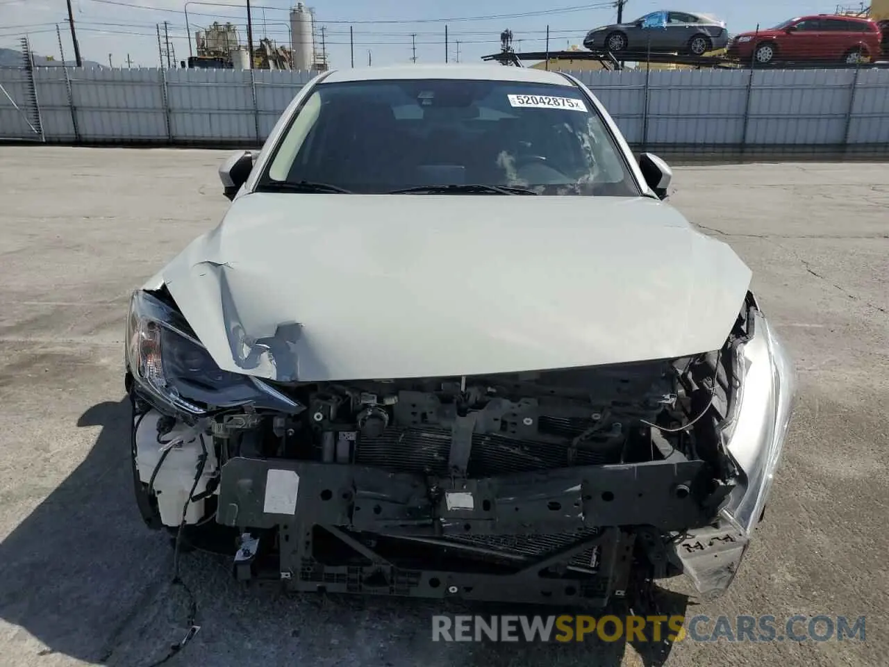 5 Photograph of a damaged car 3MYDLBYV9KY512340 TOYOTA YARIS 2019