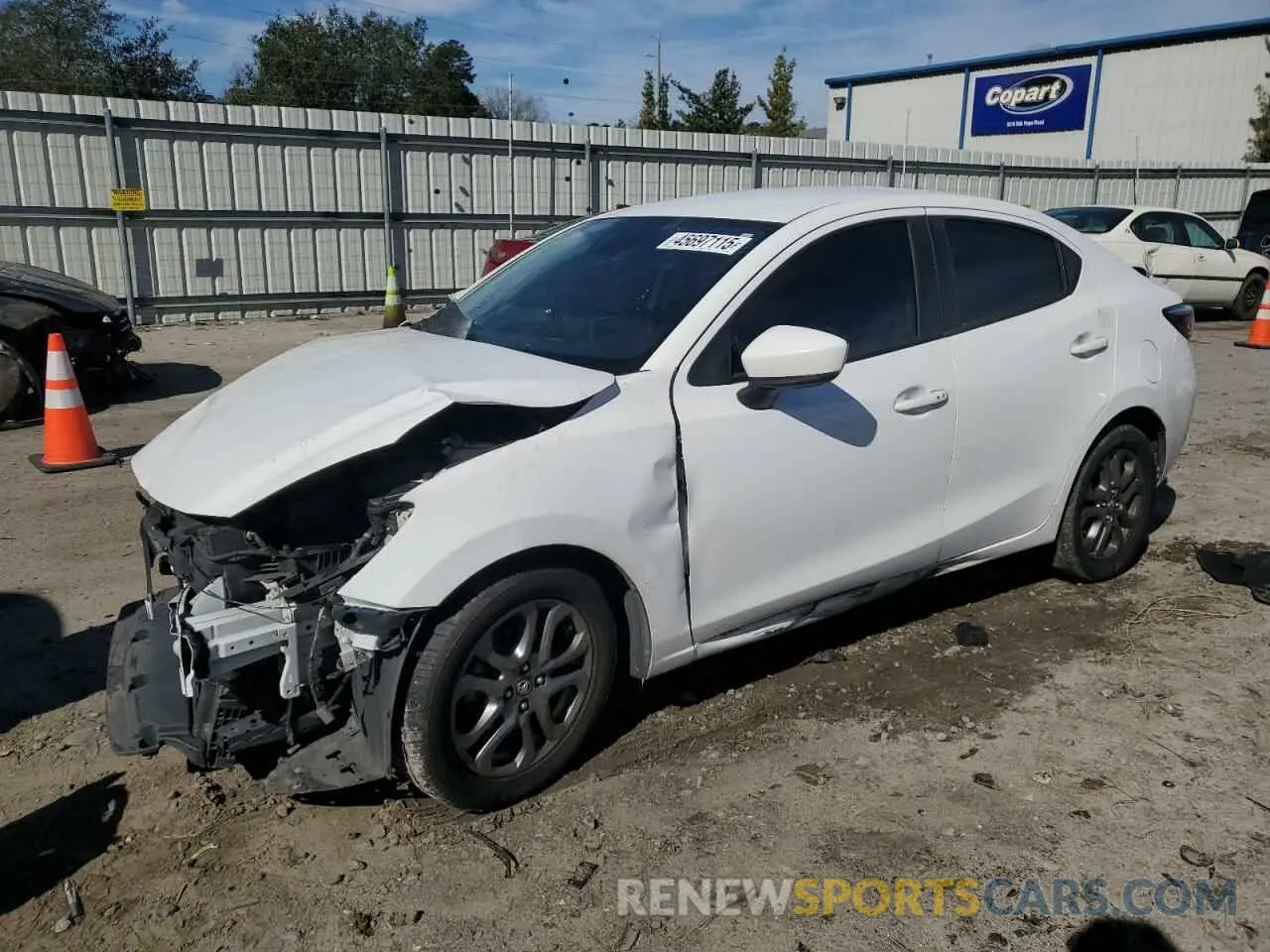 1 Photograph of a damaged car 3MYDLBYV9KY518042 TOYOTA YARIS 2019