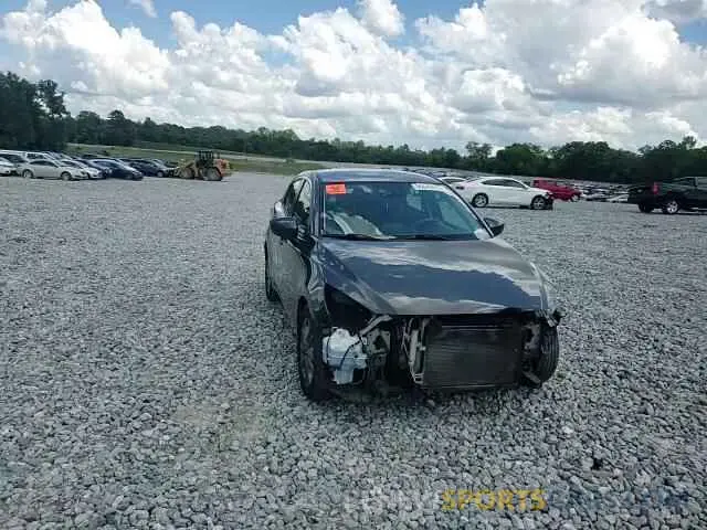 13 Photograph of a damaged car 3MYDLBYV9KY520180 TOYOTA YARIS 2019