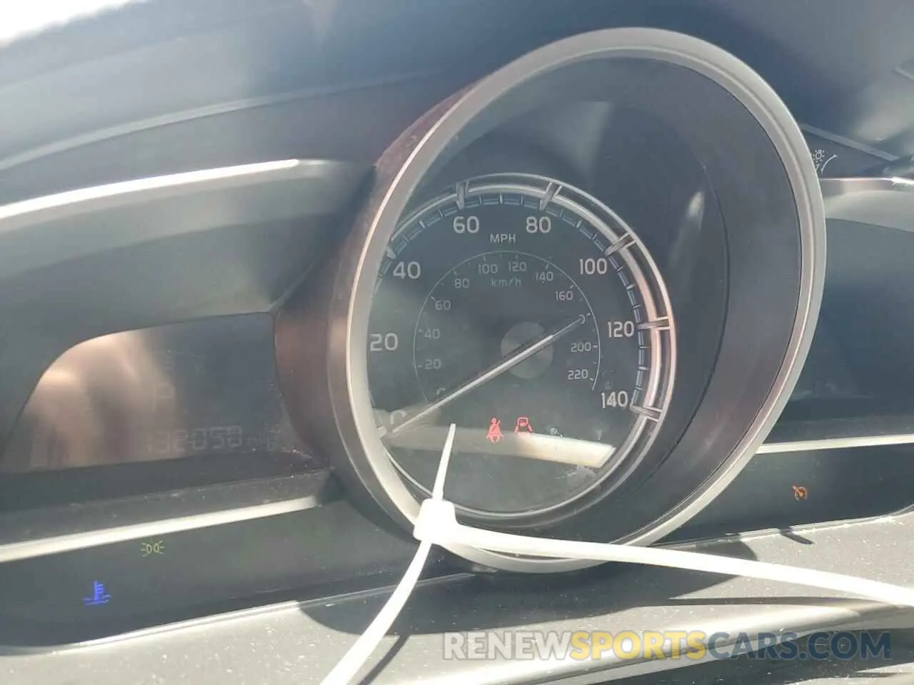 9 Photograph of a damaged car 3MYDLBYV9KY520180 TOYOTA YARIS 2019