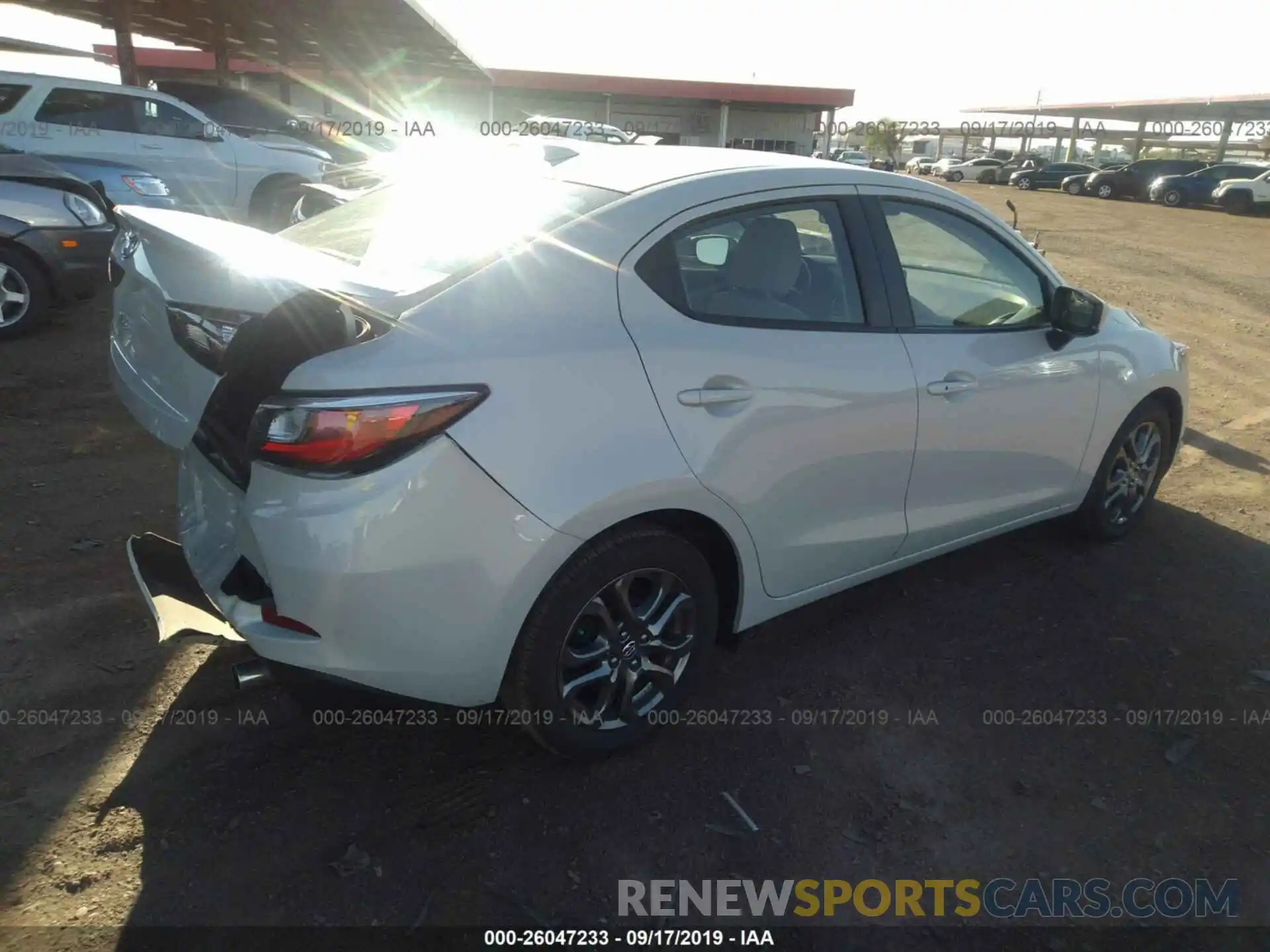 4 Photograph of a damaged car 3MYDLBYV9KY526190 TOYOTA YARIS 2019