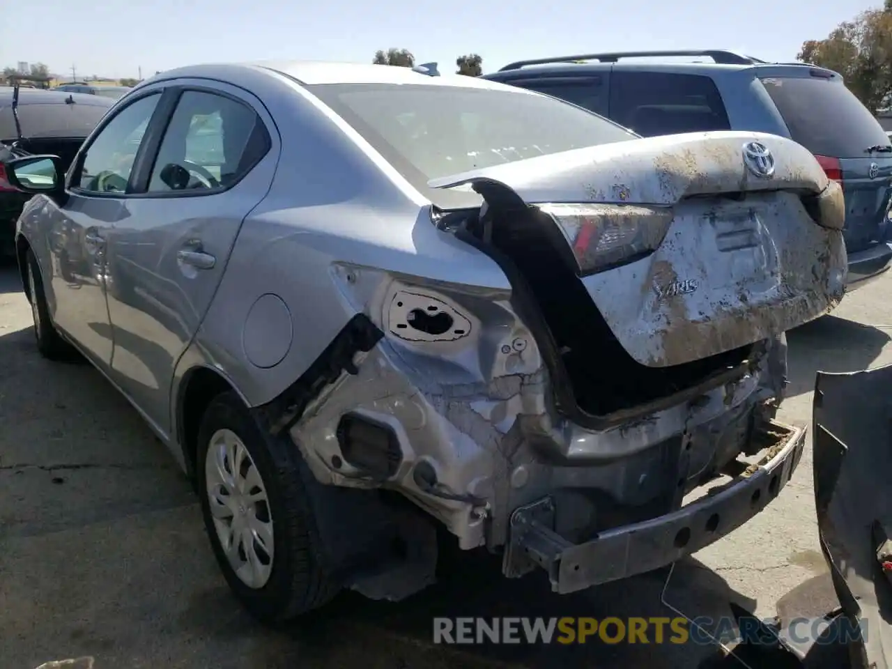 3 Photograph of a damaged car 3MYDLBYVXKY500696 TOYOTA YARIS 2019