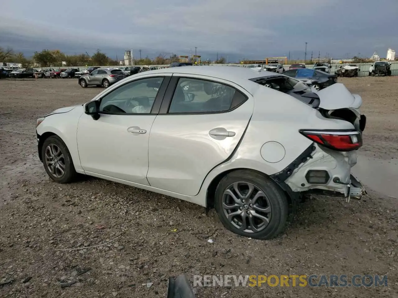2 Photograph of a damaged car 3MYDLBYVXKY502948 TOYOTA YARIS 2019