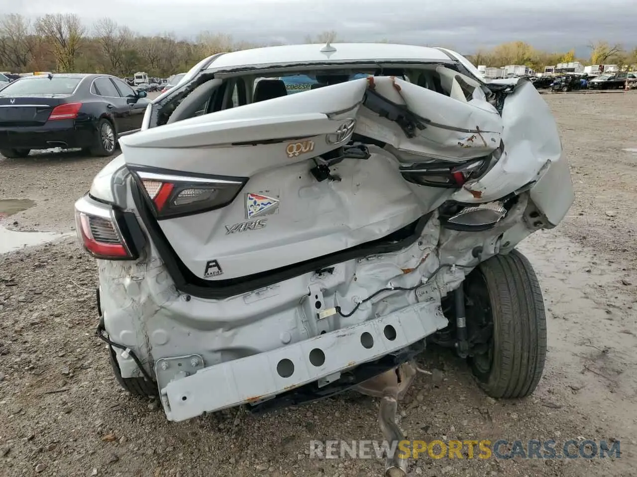 6 Photograph of a damaged car 3MYDLBYVXKY502948 TOYOTA YARIS 2019