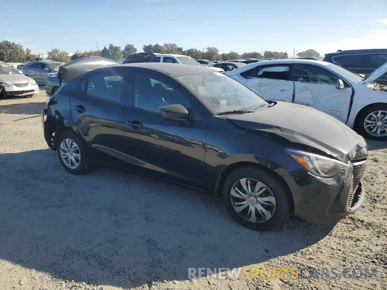 4 Photograph of a damaged car 3MYDLBYVXKY503498 TOYOTA YARIS 2019