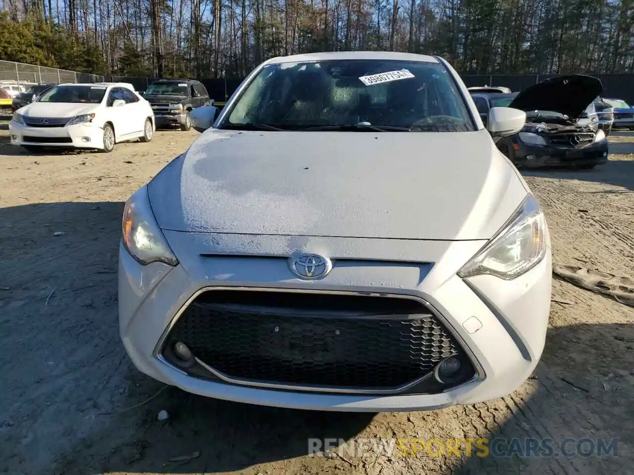 5 Photograph of a damaged car 3MYDLBYVXKY507339 TOYOTA YARIS 2019