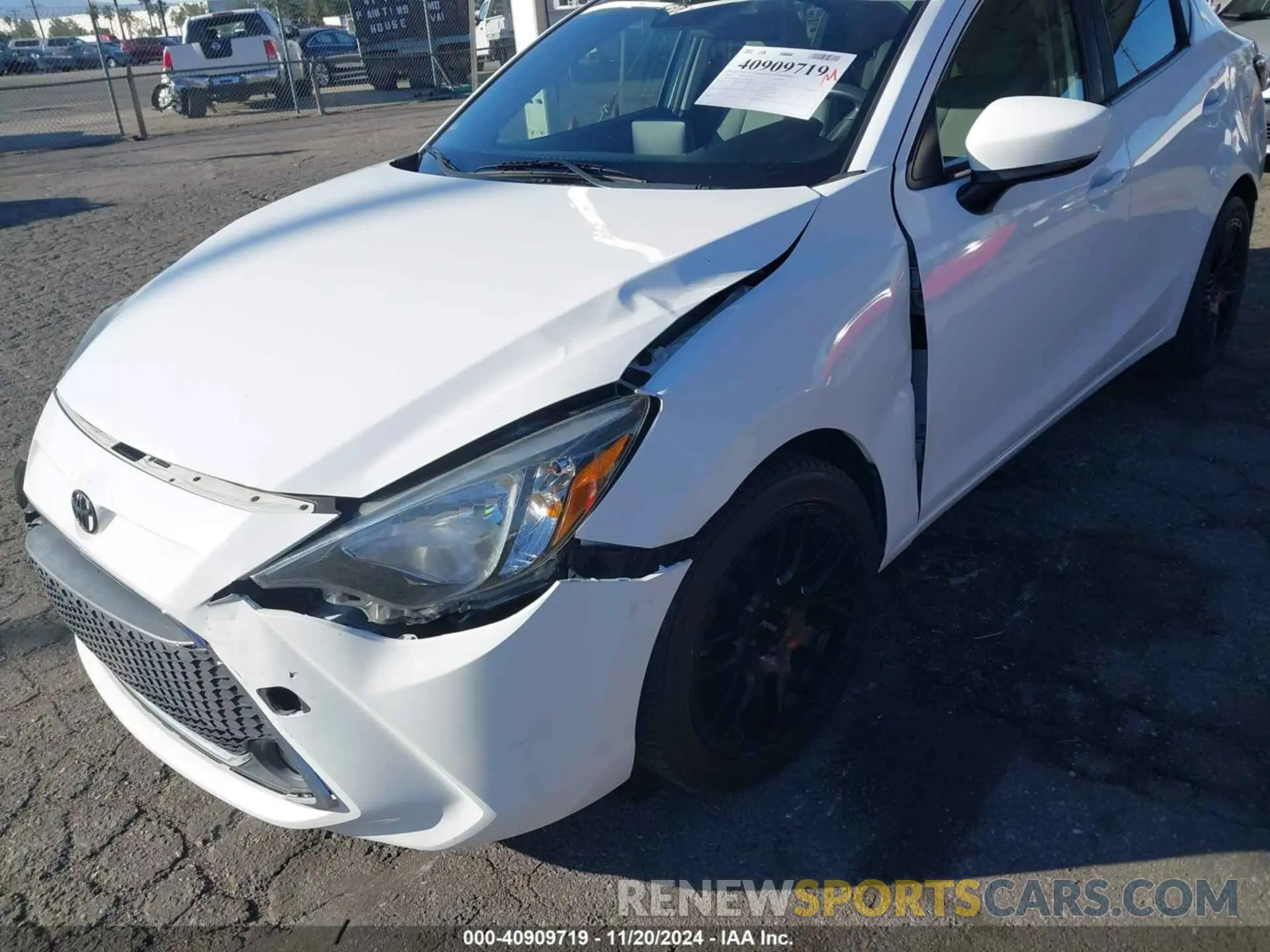 6 Photograph of a damaged car 3MYDLBYVXKY511097 TOYOTA YARIS 2019
