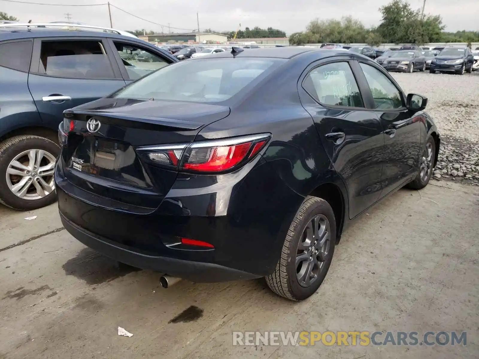 4 Photograph of a damaged car 3MYDLBYVXKY511679 TOYOTA YARIS 2019