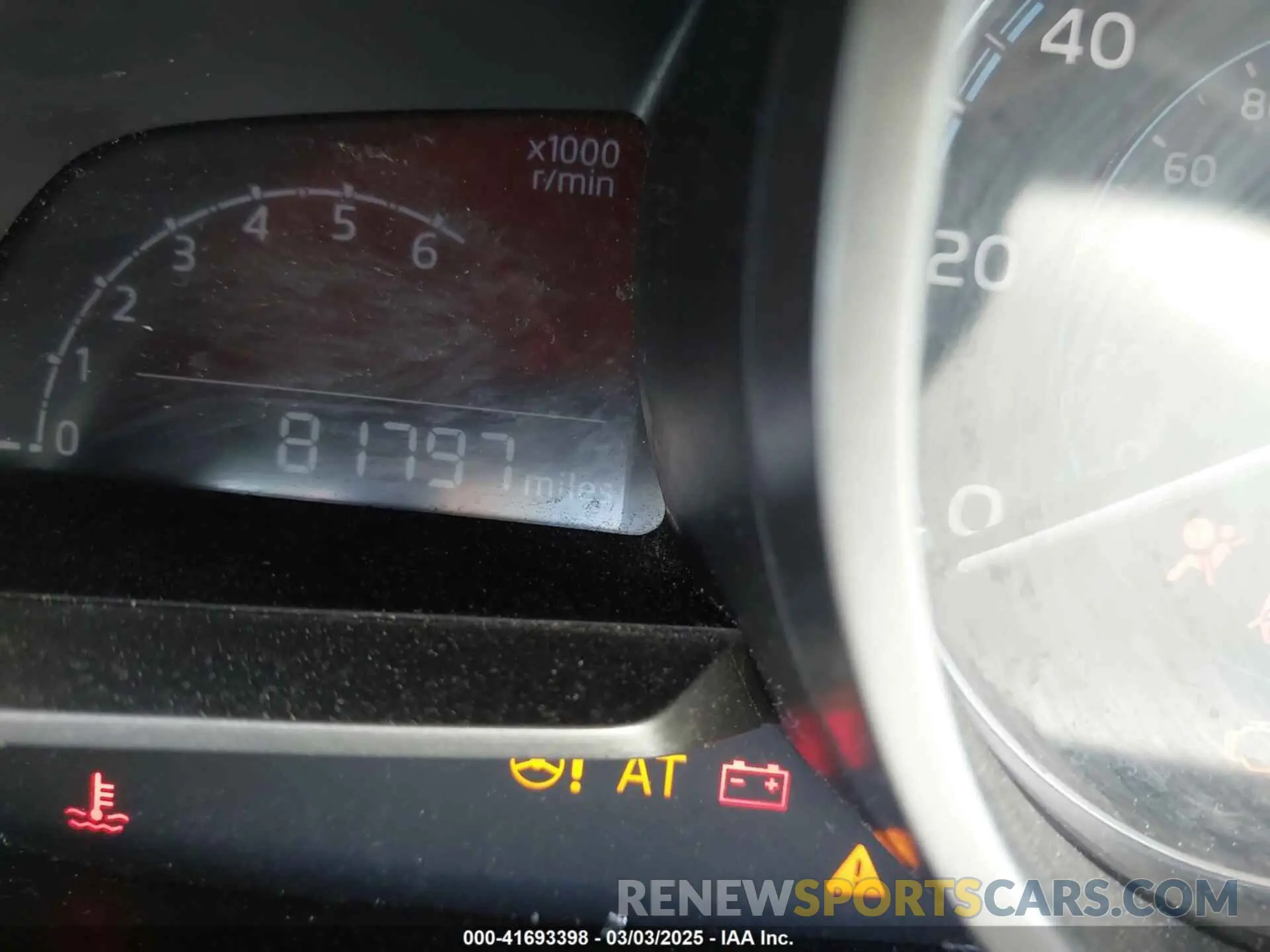 7 Photograph of a damaged car 3MYDLBYVXKY515604 TOYOTA YARIS 2019