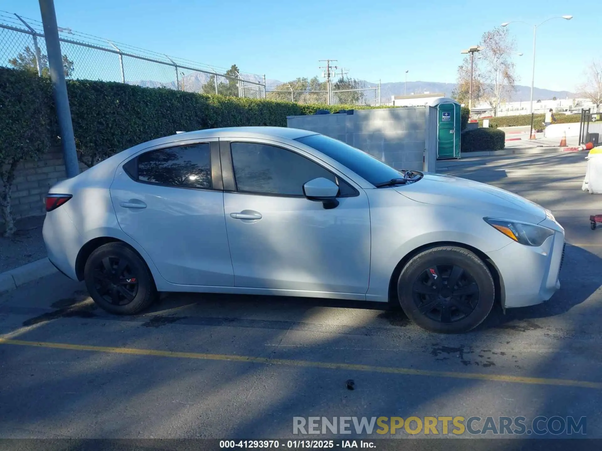 13 Photograph of a damaged car 3MYDLBYVXKY521984 TOYOTA YARIS 2019