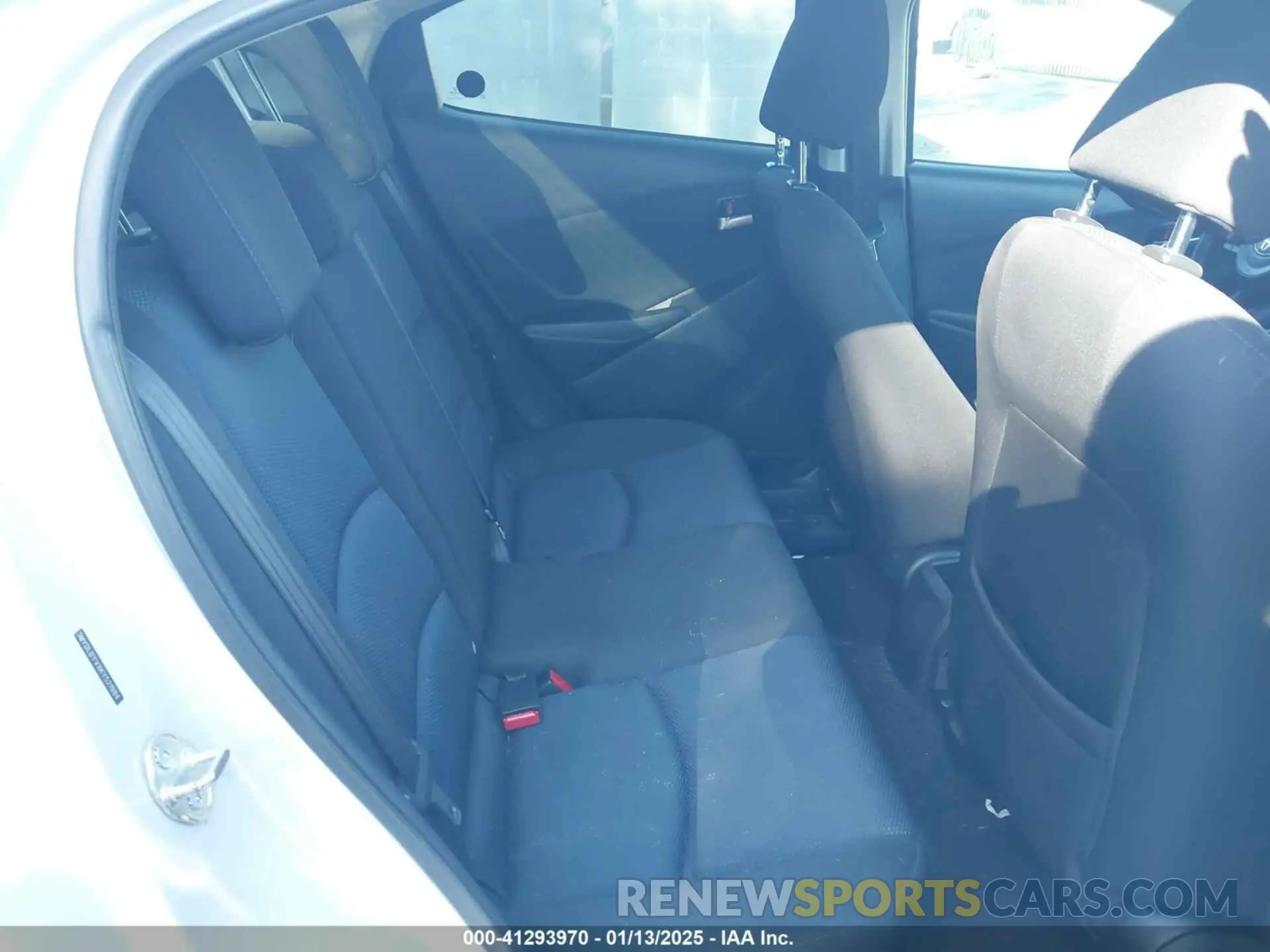 8 Photograph of a damaged car 3MYDLBYVXKY521984 TOYOTA YARIS 2019