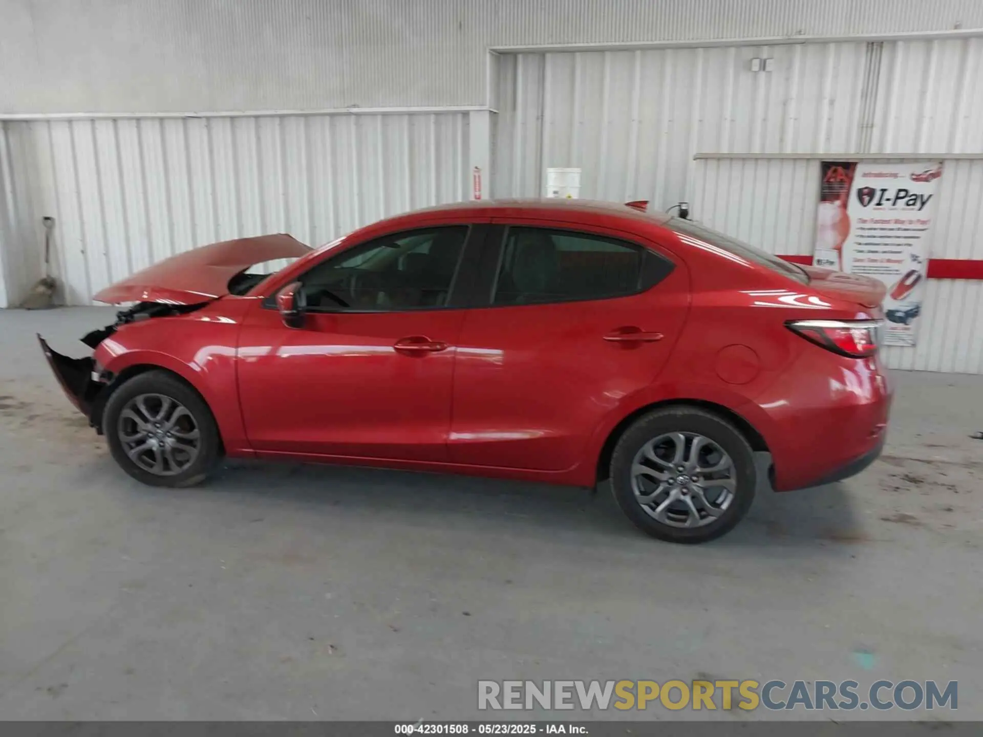 15 Photograph of a damaged car 3MYDLBYVXKY524593 TOYOTA YARIS 2019