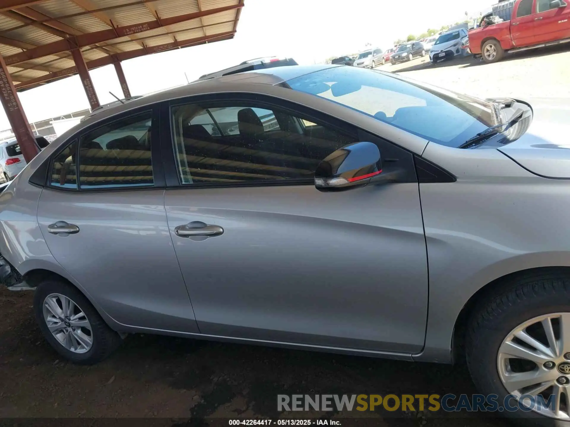 13 Photograph of a damaged car MR2B29F39K1143298 TOYOTA YARIS 2019
