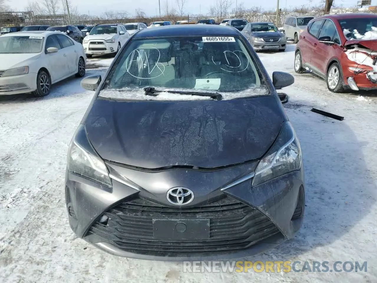 5 Photograph of a damaged car VNKKTUD34KA101011 TOYOTA YARIS 2019