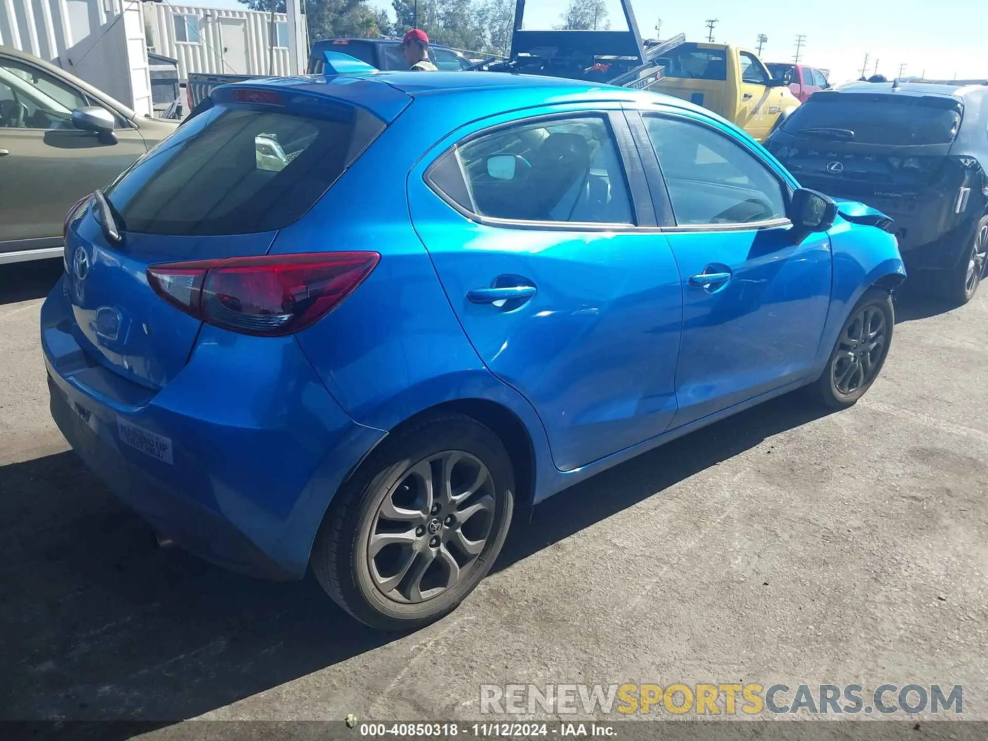 4 Photograph of a damaged car 3MYDLBJV0LY702197 TOYOTA YARIS 2020
