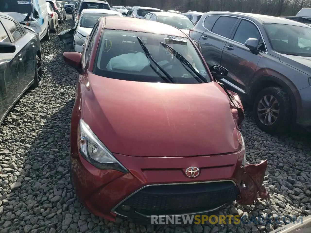 5 Photograph of a damaged car 3MYDLBJV0LY703012 TOYOTA YARIS 2020