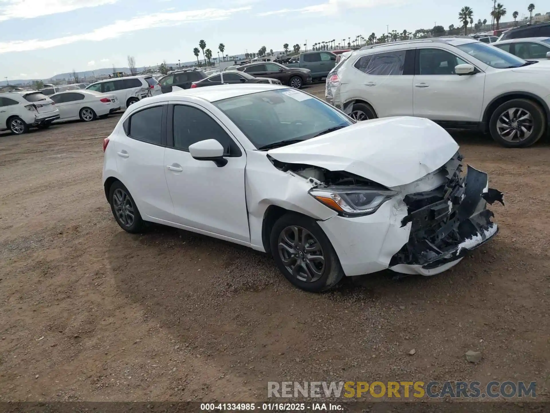 1 Photograph of a damaged car 3MYDLBJV0LY705097 TOYOTA YARIS 2020