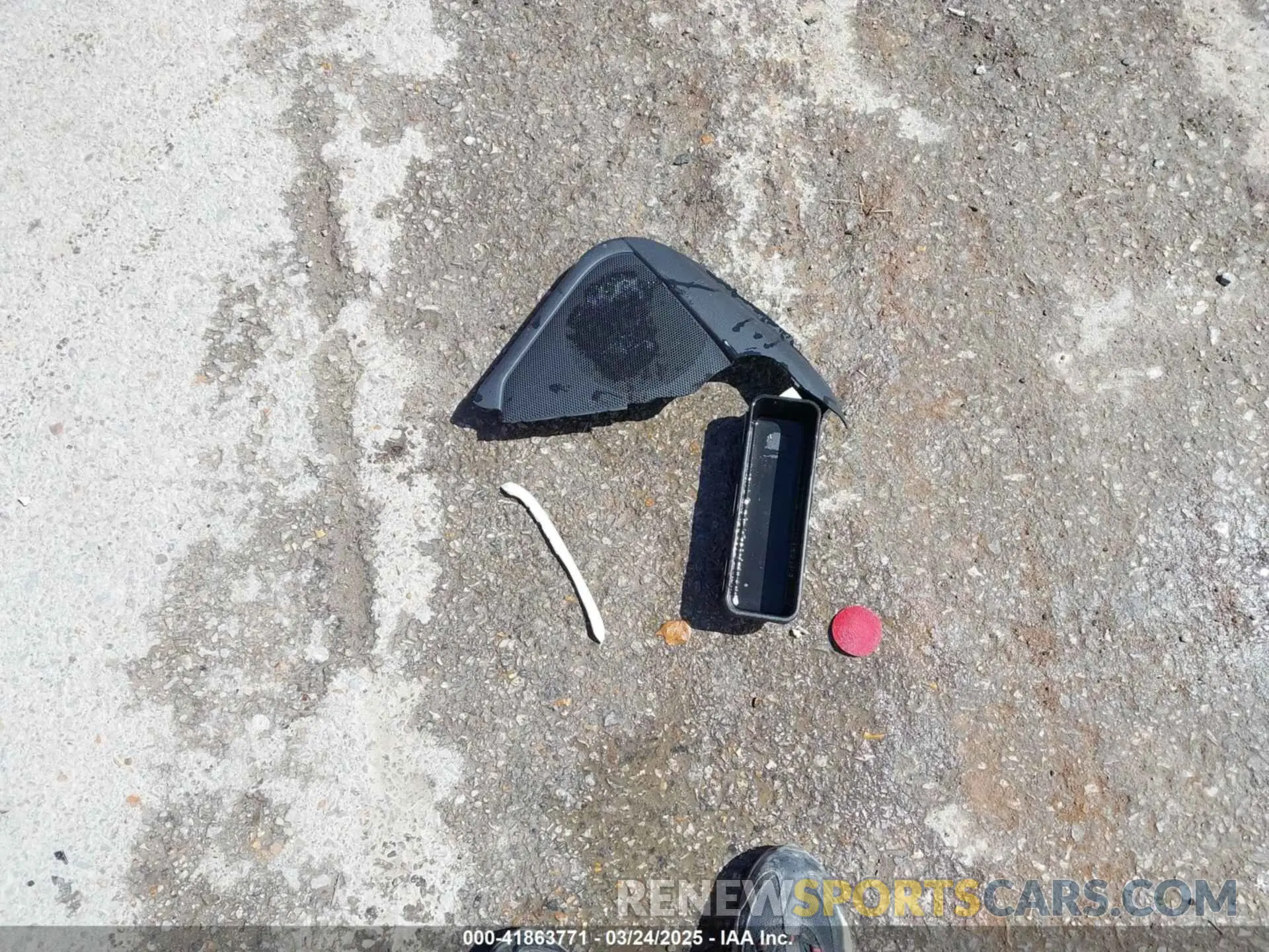 11 Photograph of a damaged car 3MYDLBJV0LY707738 TOYOTA YARIS 2020