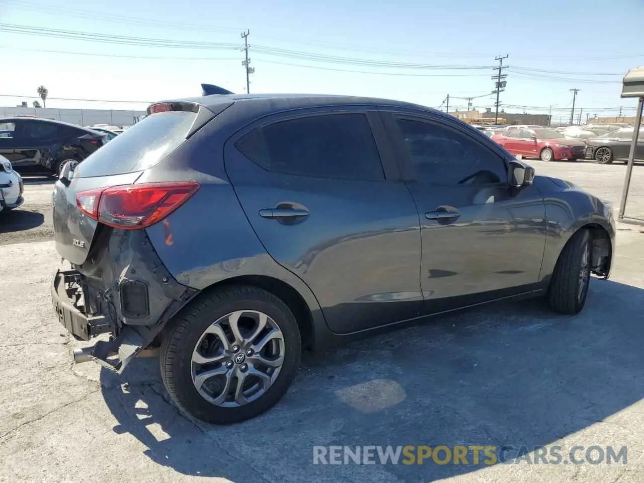 3 Photograph of a damaged car 3MYDLBJV2LY705604 TOYOTA YARIS 2020