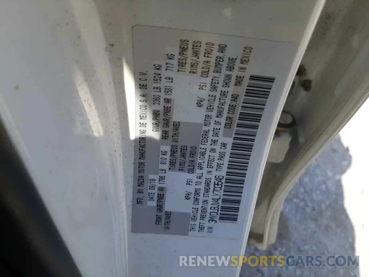 12 Photograph of a damaged car 3MYDLBJV4LY703546 TOYOTA YARIS 2020