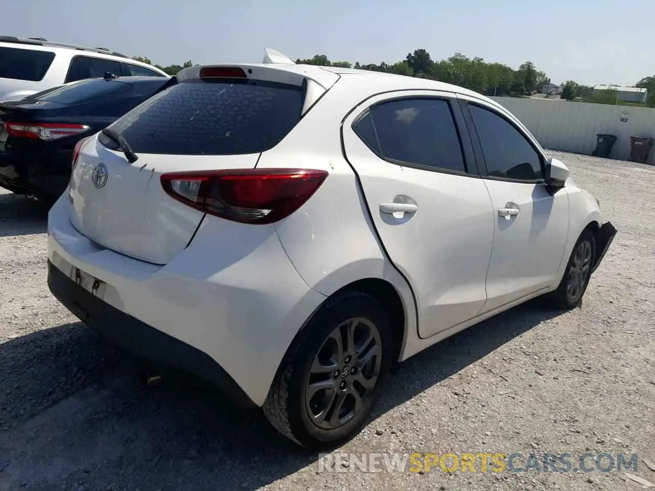 3 Photograph of a damaged car 3MYDLBJV4LY703546 TOYOTA YARIS 2020