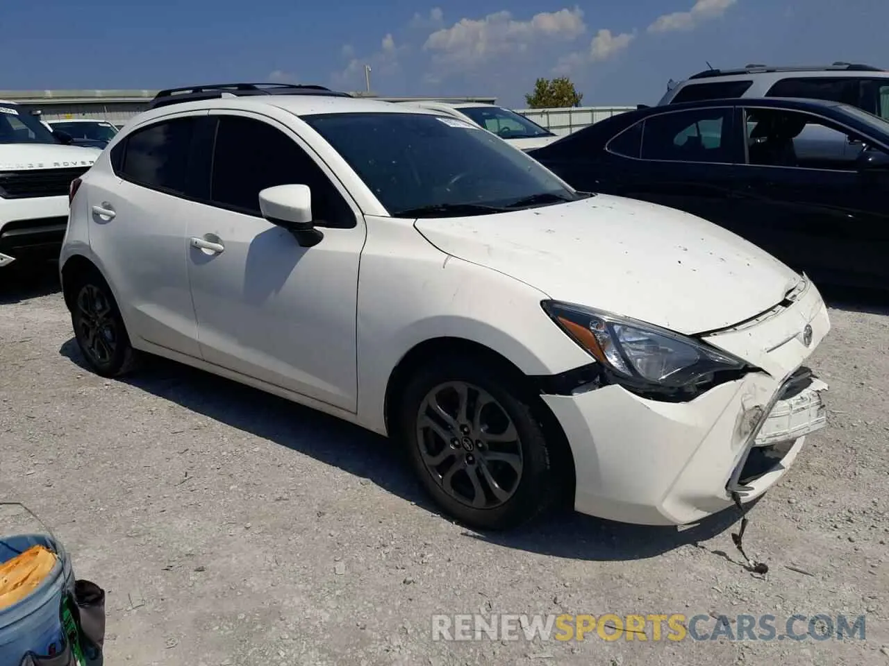4 Photograph of a damaged car 3MYDLBJV4LY703546 TOYOTA YARIS 2020