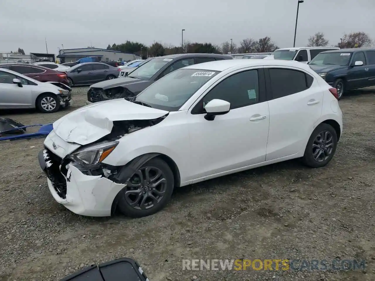 1 Photograph of a damaged car 3MYDLBJV4LY707502 TOYOTA YARIS 2020