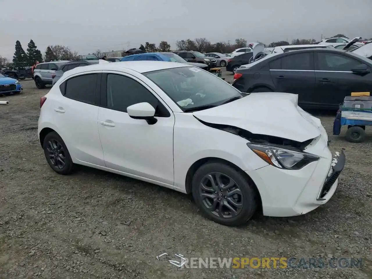 4 Photograph of a damaged car 3MYDLBJV4LY707502 TOYOTA YARIS 2020