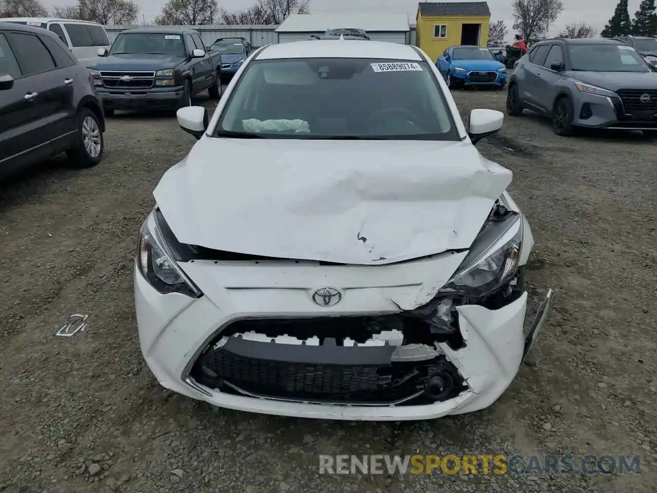 5 Photograph of a damaged car 3MYDLBJV4LY707502 TOYOTA YARIS 2020