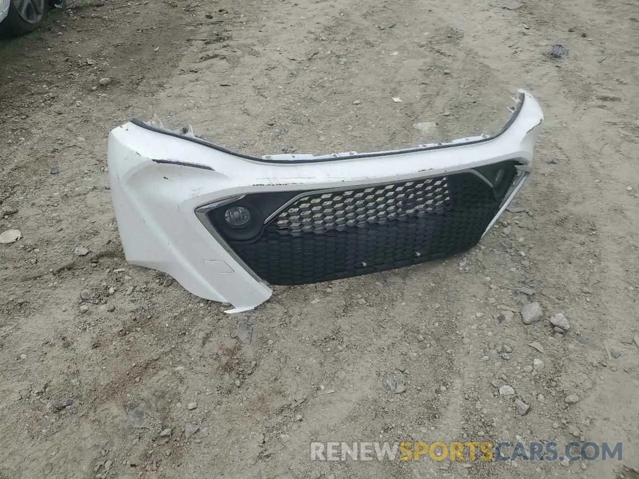 12 Photograph of a damaged car 3MYDLBJV6LY704391 TOYOTA YARIS 2020