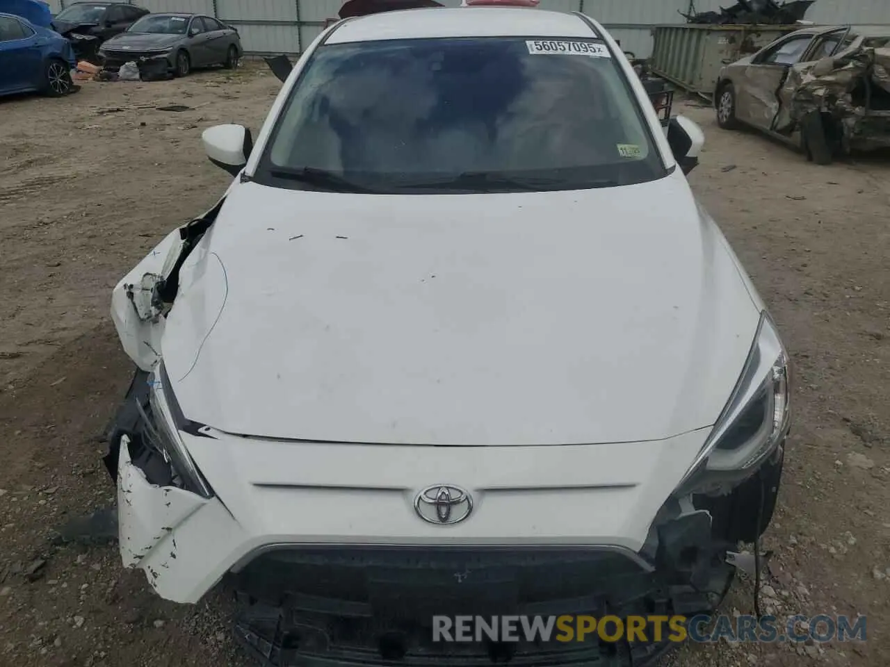 5 Photograph of a damaged car 3MYDLBJV6LY704391 TOYOTA YARIS 2020