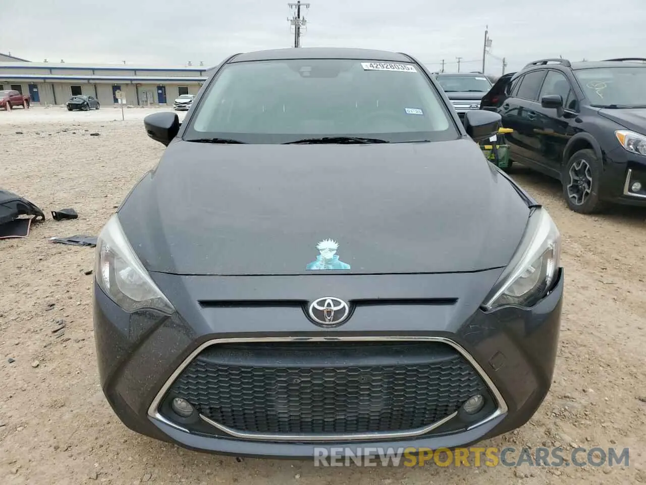 5 Photograph of a damaged car 3MYDLBJV6LY716346 TOYOTA YARIS 2020