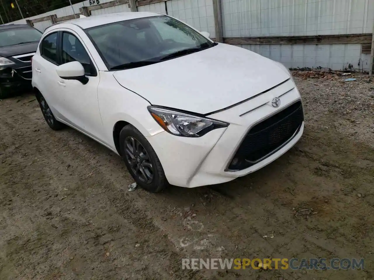 1 Photograph of a damaged car 3MYDLBJVXLY704569 TOYOTA YARIS 2020