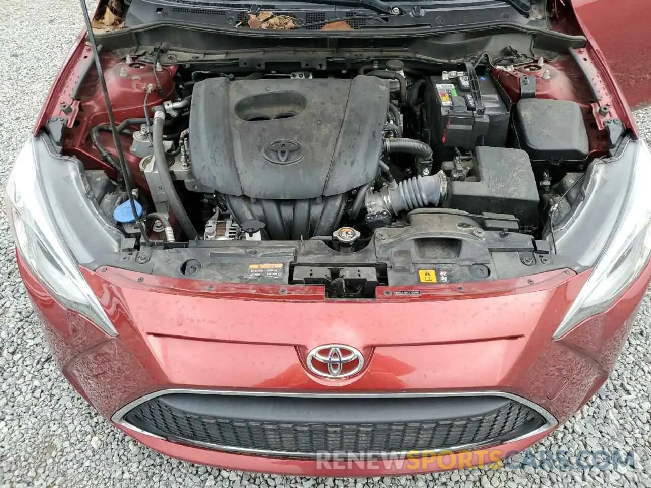 11 Photograph of a damaged car 3MYDLBJVXLY706919 TOYOTA YARIS 2020