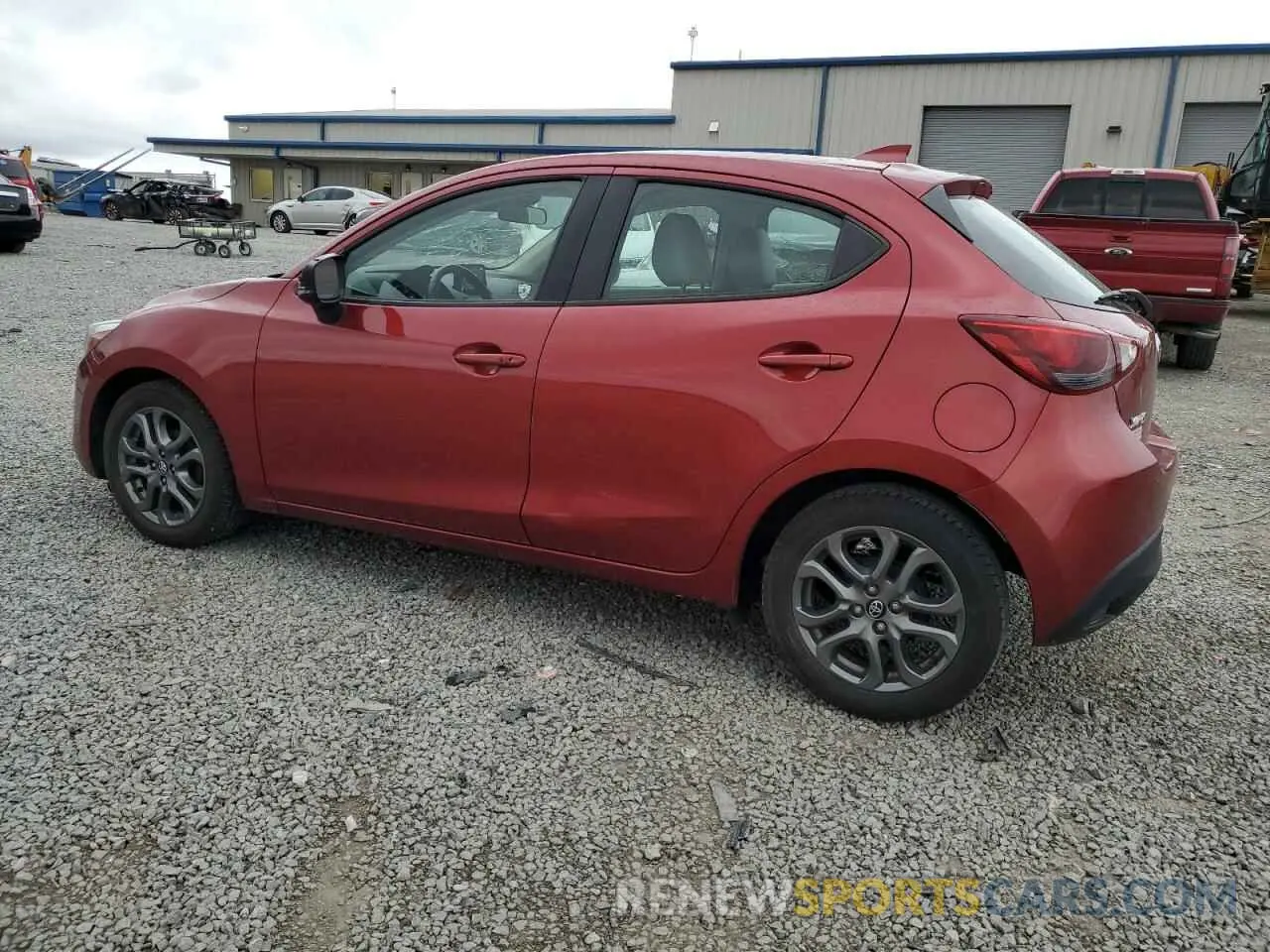 2 Photograph of a damaged car 3MYDLBJVXLY706919 TOYOTA YARIS 2020
