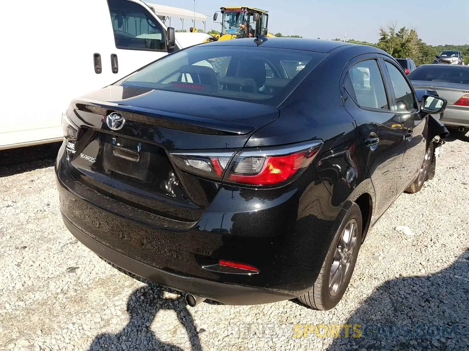 4 Photograph of a damaged car 3MYDLBYV1LY708712 TOYOTA YARIS 2020