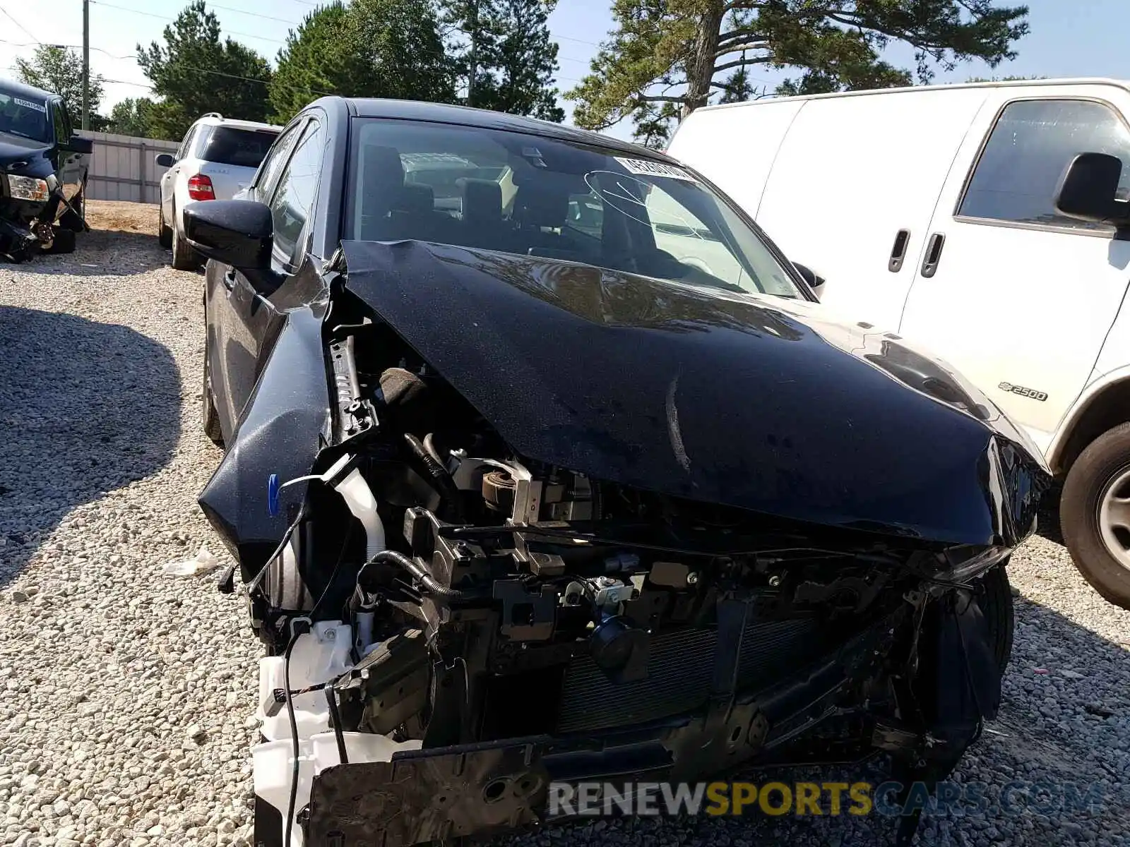 9 Photograph of a damaged car 3MYDLBYV1LY708712 TOYOTA YARIS 2020